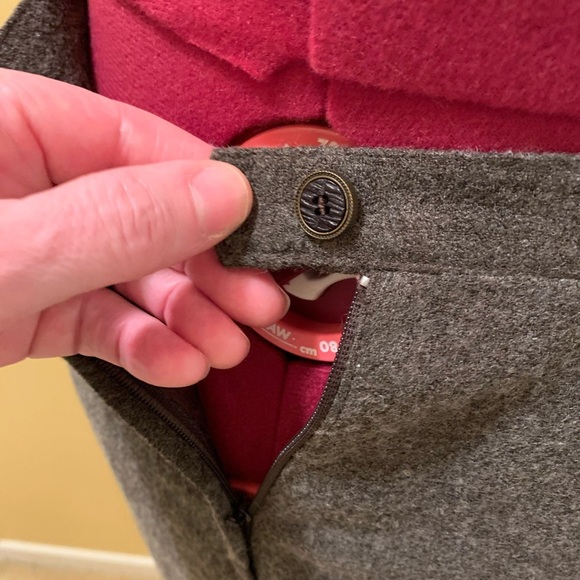 Simon Chang Refined Gray Marbled Wool Blend Pencil Skirt with Slit - Picture 9 of 11